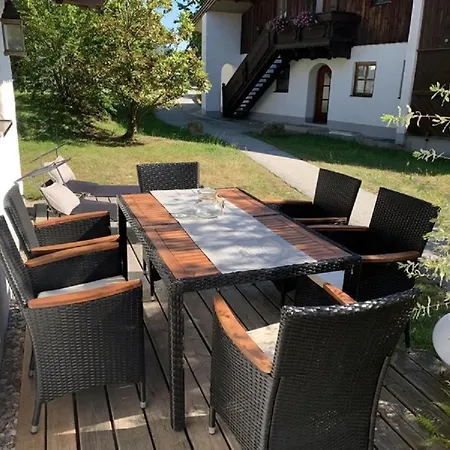Mit Moeblierter Terrasse Und Waldblick Apartment Hauzenberg